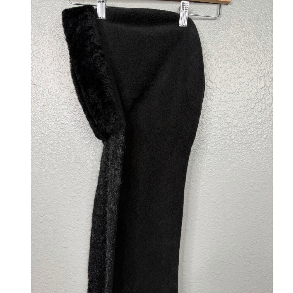 M-Design Icelandic Wool Women’s Hood Scarf - Picture 11 of 16